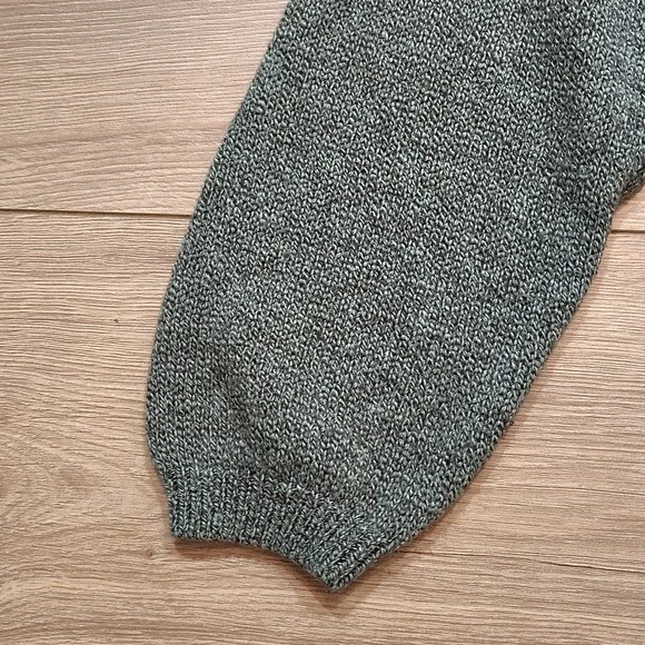 Croft & Barrow Olive Tone Scoop Neck Knit Pullover Quarter Sleeve Sweater/Size M - Picture 4 of 7